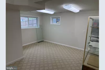 7706 Bristow Drive, Annandale, VA 22003 - Photo 11