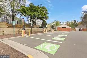 12008 Ridge Knoll Dr, Fairfax, VA 22033 - Photo 43