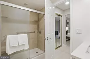 12008 Ridge Knoll Dr, Fairfax, VA 22033 - Photo 23