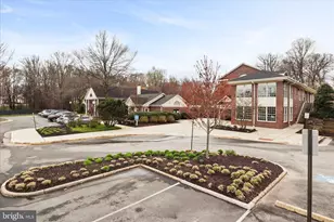 12008 Ridge Knoll Dr, Fairfax, VA 22033 - Photo 31