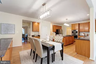 12704 Autumn Crest Dr, Oak Hill, VA 20171 - Photo 23