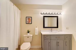 12704 Autumn Crest Dr, Oak Hill, VA 20171 - Photo 57