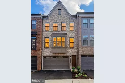 5207 Ridgeview Retreat Drive, Chantilly, VA 20151 - Photo 1