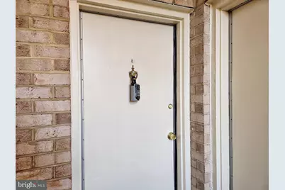 2901 Charing Cross Road #8, Falls Church, VA 22042 - Photo 3