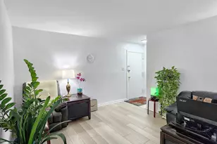 2901 Charing Cross Rd, Falls Church, VA 22042 - Photo 5