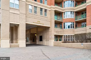 11776 Stratford House Pl, Reston, VA 20190 - Photo 3