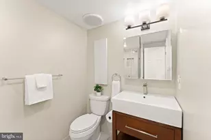 4211 Nutwood Way, Fairfax, VA 22032 - Photo 45