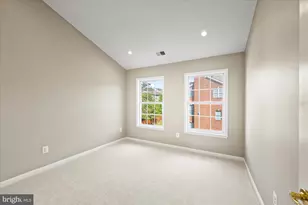 13438 Burrough Farm Dr, Herndon, VA 20171 - Photo 57