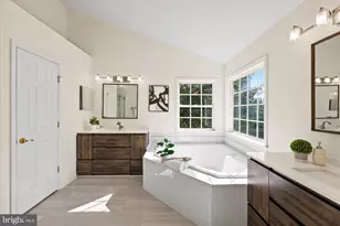 13438 Burrough Farm Dr, Herndon, VA 20171 - Photo 49