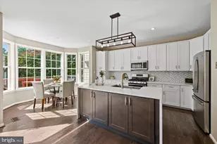 13438 Burrough Farm Dr, Herndon, VA 20171 - Photo 25