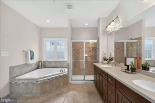 2081 Hutchison Grove Ct, Falls Church, VA 22043 - Photo 31