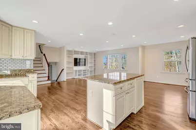 9315 Winbourne Road, Burke, VA 22015 - Photo 9