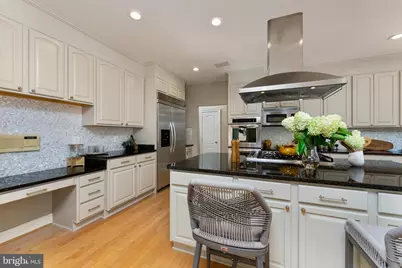 1445 Mayhurst Boulevard, McLean, VA 22102 - Photo 9