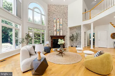 1445 Mayhurst Boulevard, McLean, VA 22102 - Photo 5