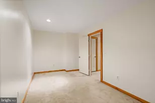 6020 Crocus Ct, Alexandria, VA 22310 - Photo 17