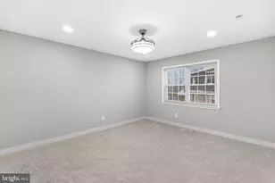 9824 Hagel Cir, Lorton, VA 22079 - Photo 21