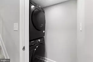 9824 Hagel Cir, Lorton, VA 22079 - Photo 17