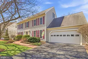 7239 Devereux Ct, Alexandria, VA 22315 - Photo 3