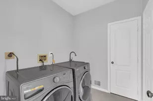 7726 Ox Rd, Fairfax Station, VA 22039 - Photo 23