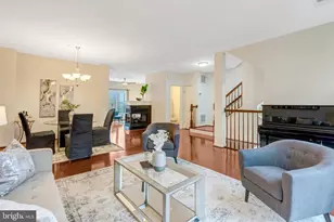 4479 Beacon Grove Cir, Fairfax, VA 22033 - Photo 7