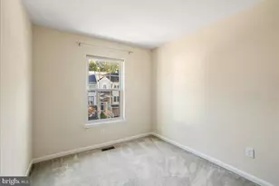 8316 Linden Oaks Ct, Lorton, VA 22079 - Photo 23