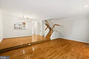 8316 Linden Oaks Ct, Lorton, VA 22079 - Photo 11