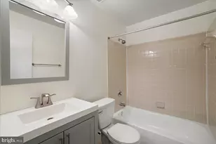 8316 Linden Oaks Ct, Lorton, VA 22079 - Photo 21