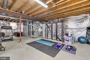 6753 Edge Cliff Dr, Alexandria, VA 22315 - Photo 39