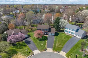 6224 Point Ct, Centreville, VA 20120 - Photo 5