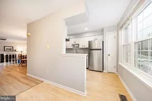 7729 Marshall Heights Ct, Falls Church, VA 22043 - Photo 9