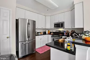 8866 Ashgrove House Ln, Vienna, VA 22182 - Photo 23