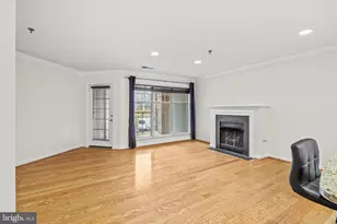 5563 Seminary Rd, Falls Church, VA 22041 - Photo 1