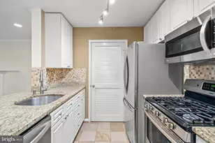 5563 Seminary Rd, Falls Church, VA 22041 - Photo 5