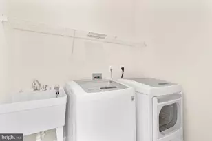 4509 Rhett Ln, Fairfax, VA 22030 - Photo 29