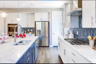 13921 Vernon St, Chantilly, VA 20151 - Photo 5