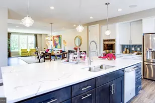 13921 Vernon St, Chantilly, VA 20151 - Photo 3