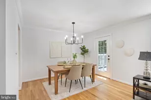 6410 Wyngate Dr, Springfield, VA 22152 - Photo 9