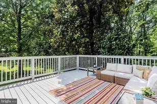 6410 Wyngate Dr, Springfield, VA 22152 - Photo 17