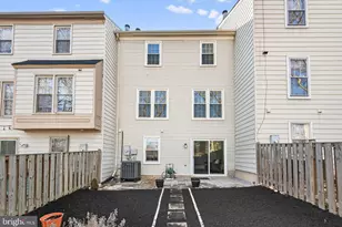 5635 Sutherland Ct, Burke, VA 22015 - Photo 43