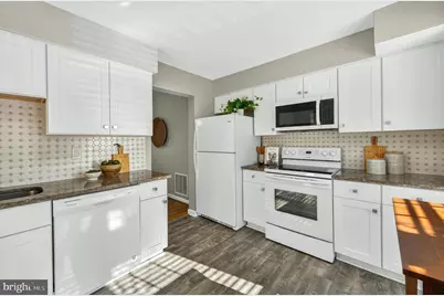 5635 Sutherland Court, Burke, VA 22015 - Photo 11