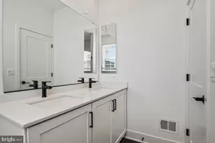 7367 Blade Dr, Falls Church, VA 22042 - Photo 33