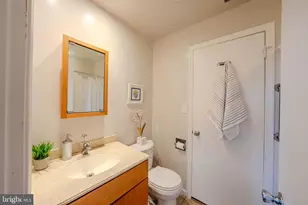 11168 Beaver Trail Ct, Reston, VA 20191 - Photo 33