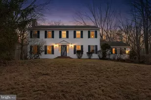 11711 Lakewood Ln, Fairfax Station, VA 22039 - Photo 9