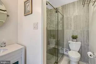 8320 Briar Creek Dr, Annandale, VA 22003 - Photo 27