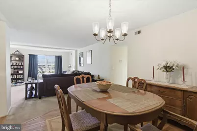 7600 Tremayne Place #301, McLean, VA 22102 - Photo 7