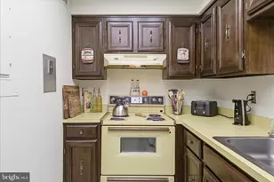 7600 Tremayne Pl, McLean, VA 22102 - Photo 13