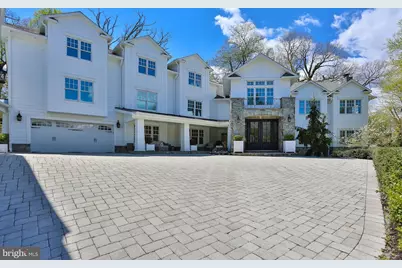 6329 Linway Terrace, McLean, VA 22101 - Photo 3