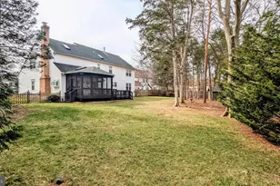 4305 Woodward Ct, Chantilly, VA 20151 - Photo 5