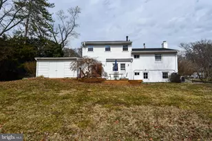 823 Neal Dr, Alexandria, VA 22308 - Photo 35