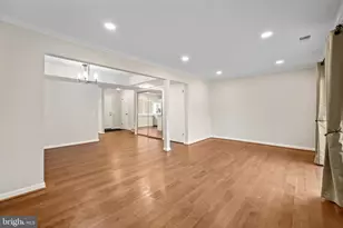 2704 Glengyle Dr, Vienna, VA 22181 - Photo 19